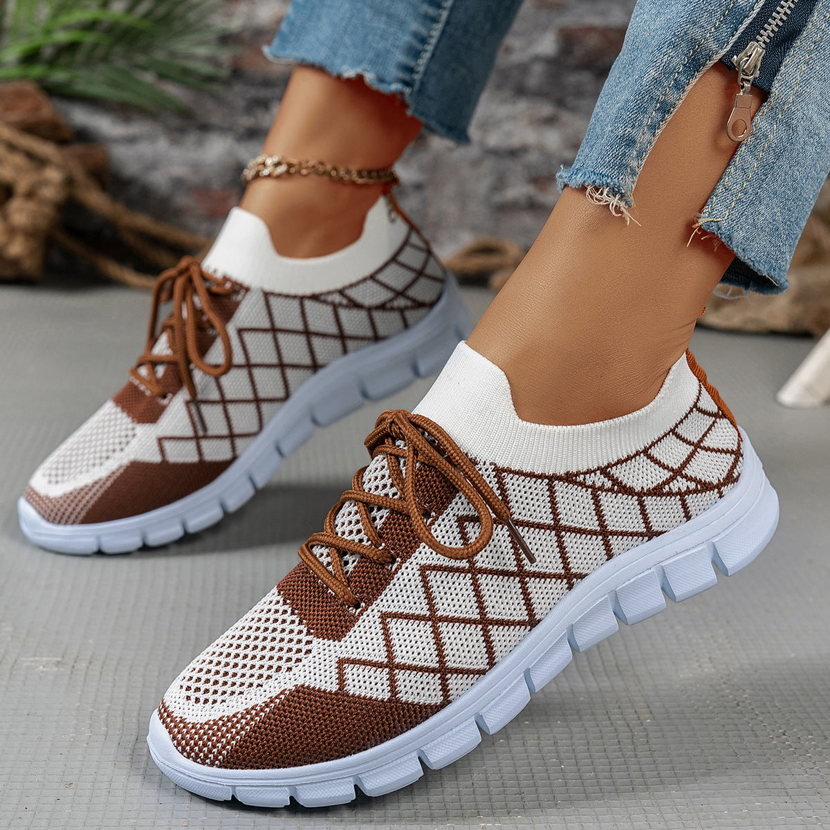 Colorblock Plaid Lace-Up Flyknit Sneakers