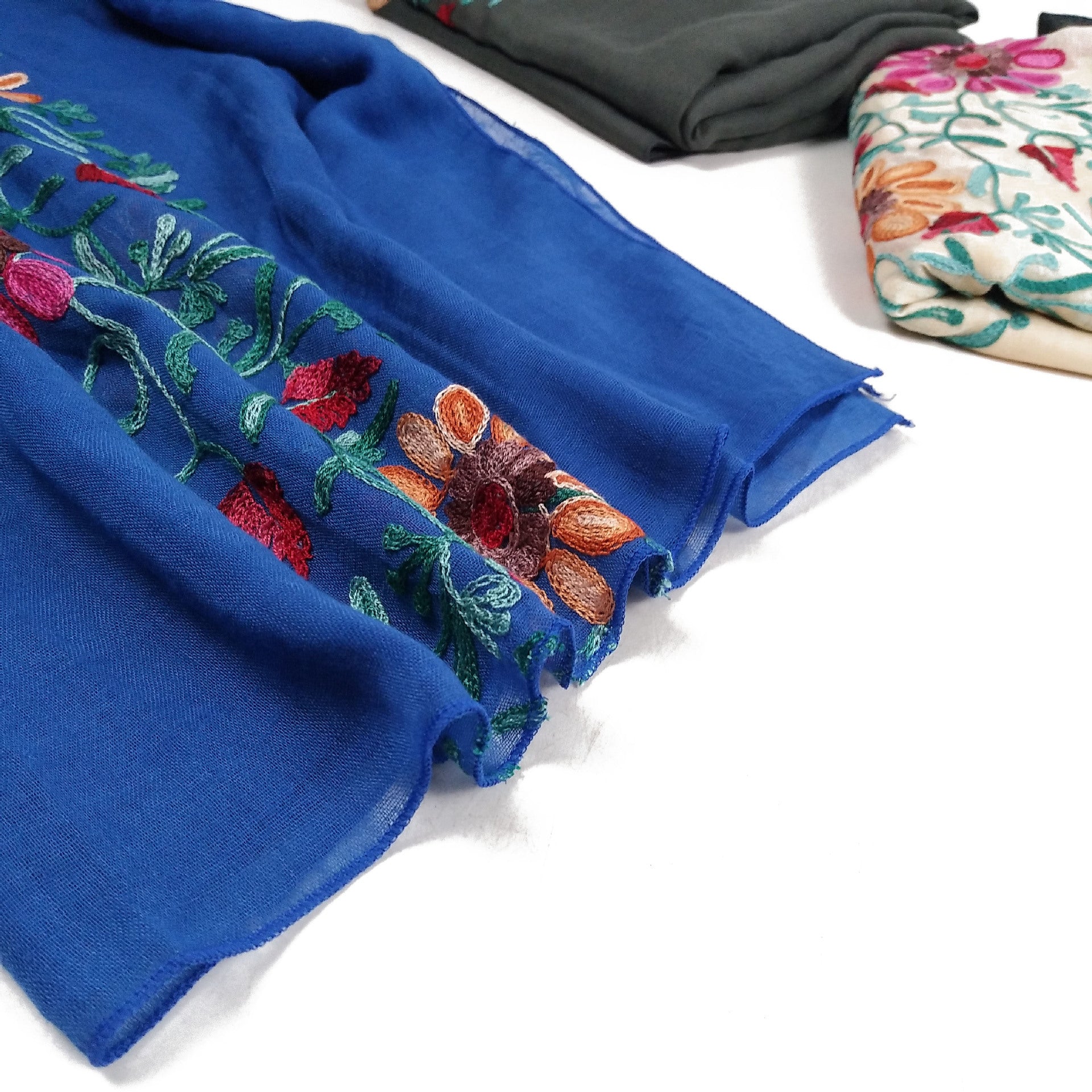 Big Flower Embroidery Cotton And Linen hijab