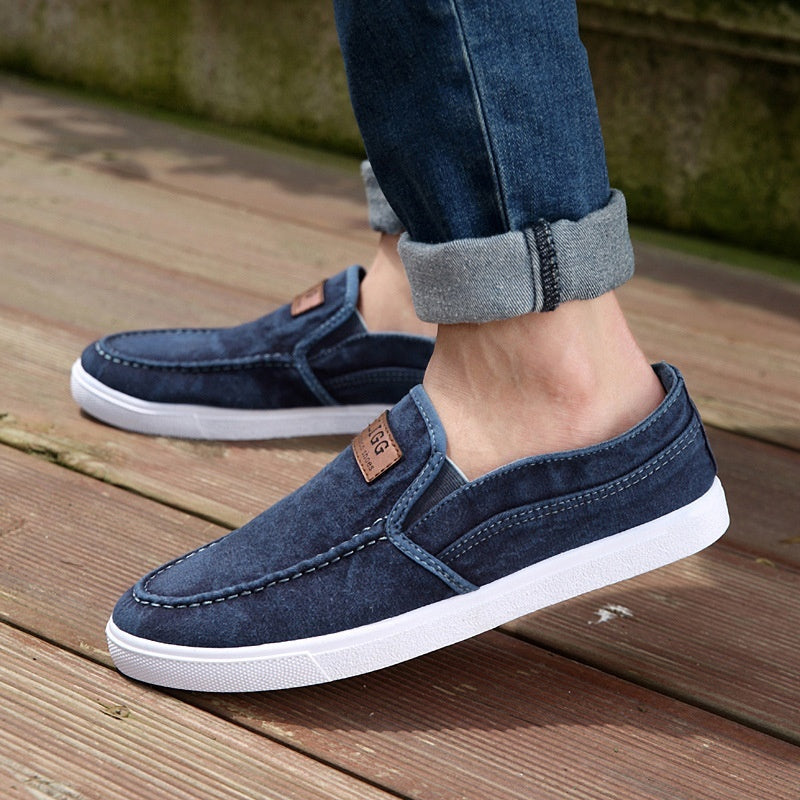 Canvas shoes
