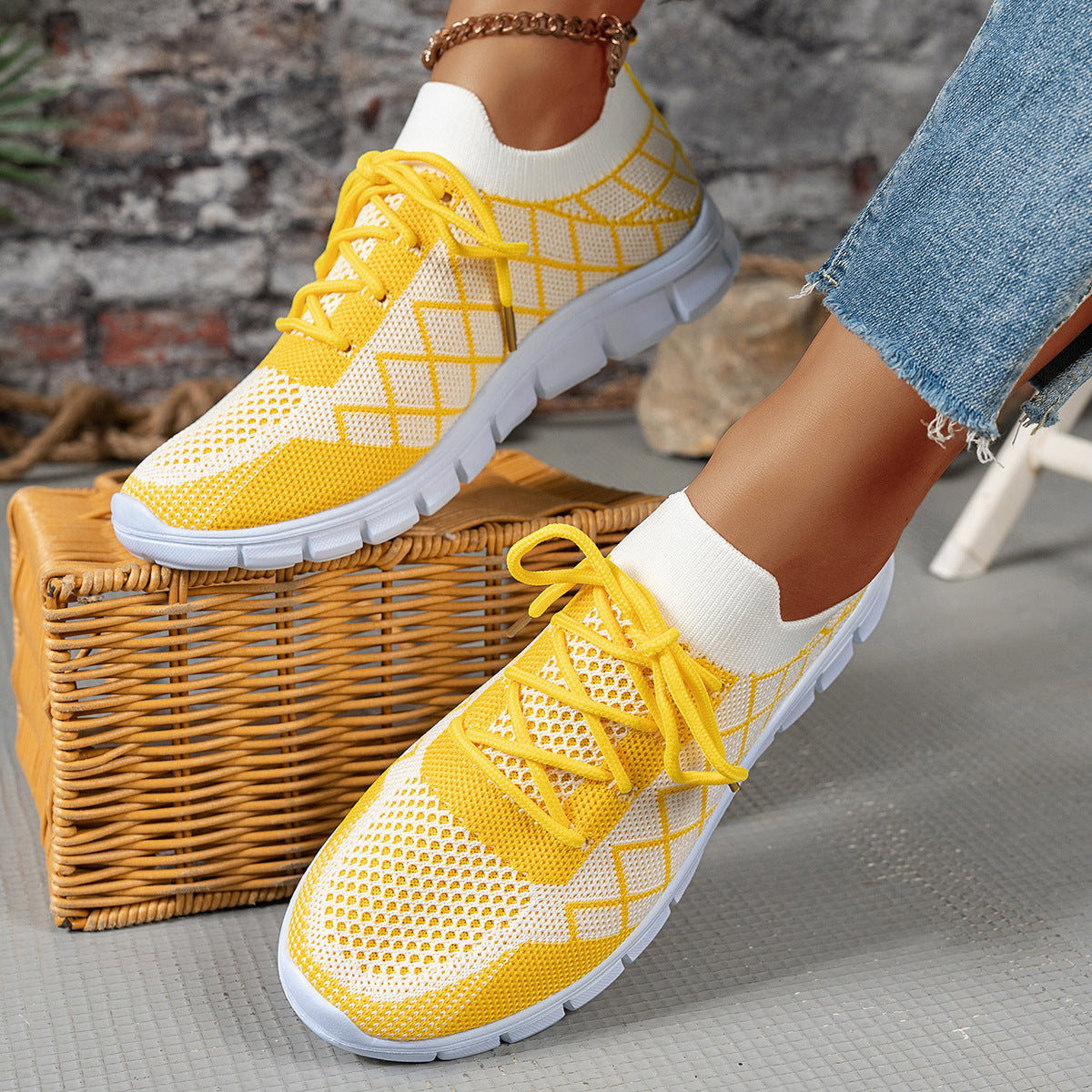 Colorblock Plaid Lace-Up Flyknit Sneakers