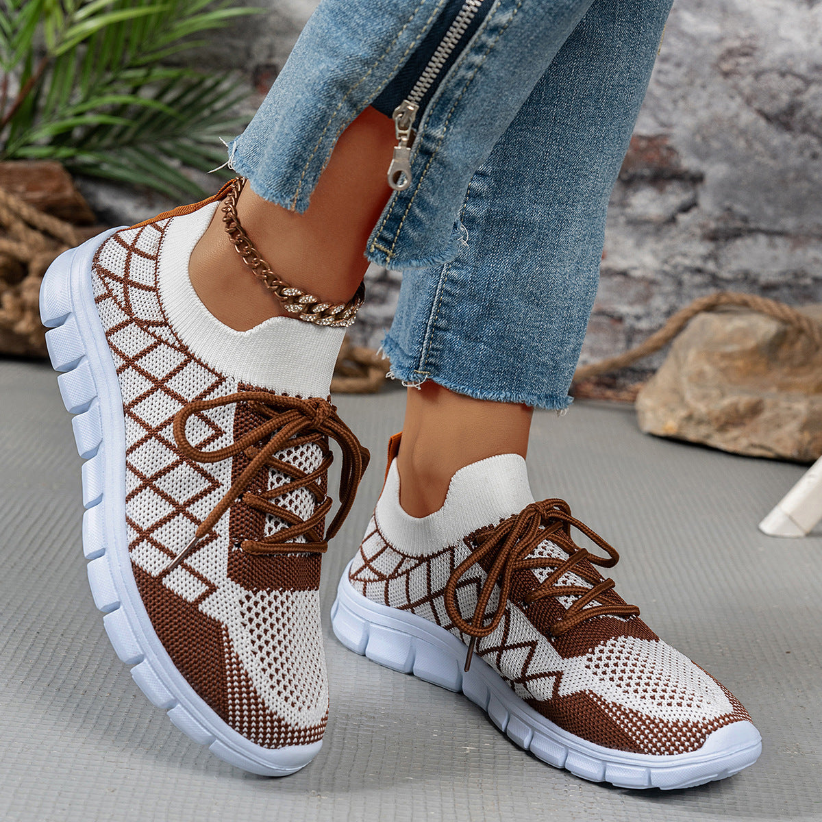 Colorblock Plaid Lace-Up Flyknit Sneakers